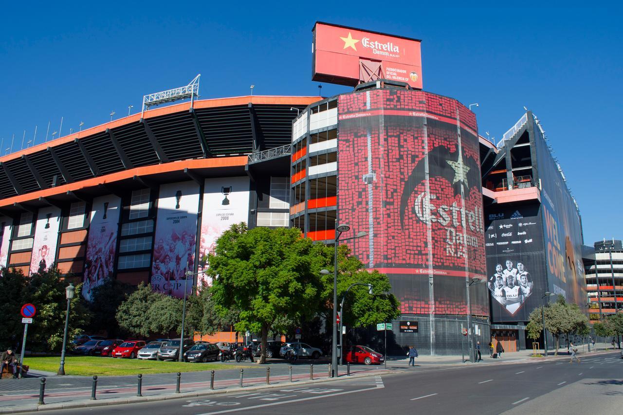 Apartup Mestalla Home Valencia Exterior photo